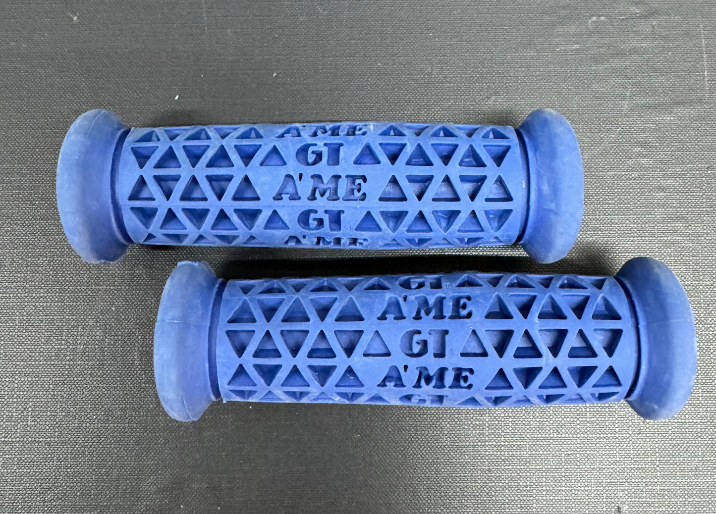 GT Ame Grips (Used)