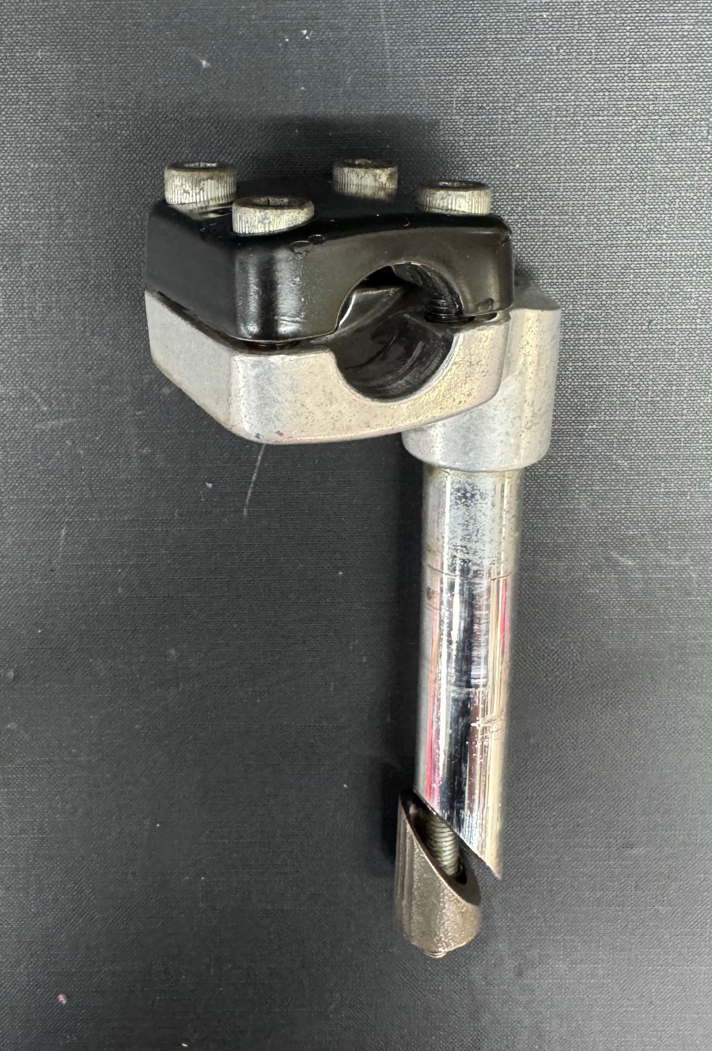 SR422 Stem