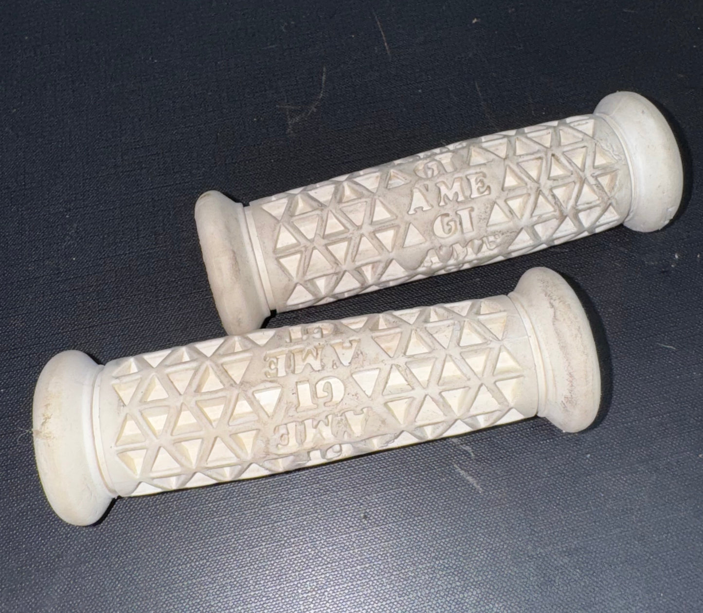 GT Ame Grips (Used)