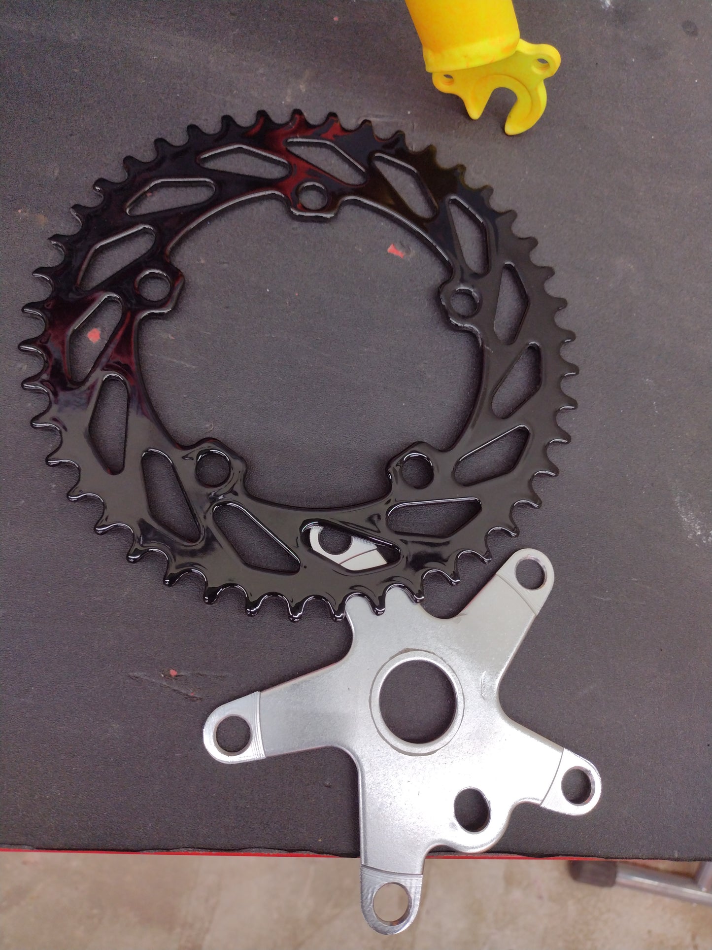 Haro unidirectional sprocket w/ spider